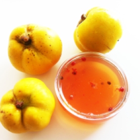Quitten-Apfel-Gelee mit Rosa Beerren